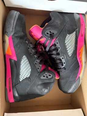 Jordan 5 Retro Floridian “Black Pink” – Size 8 – Excellent Condition w/ Box